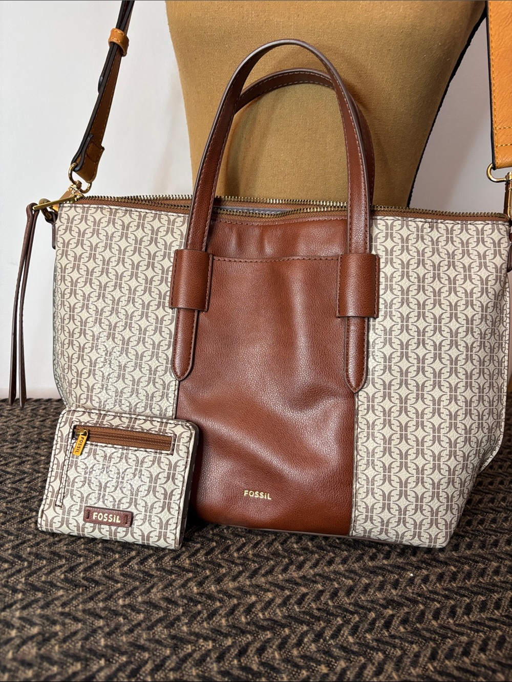 Fossil Tan and Cream Monogram Tote with Matching Card Case